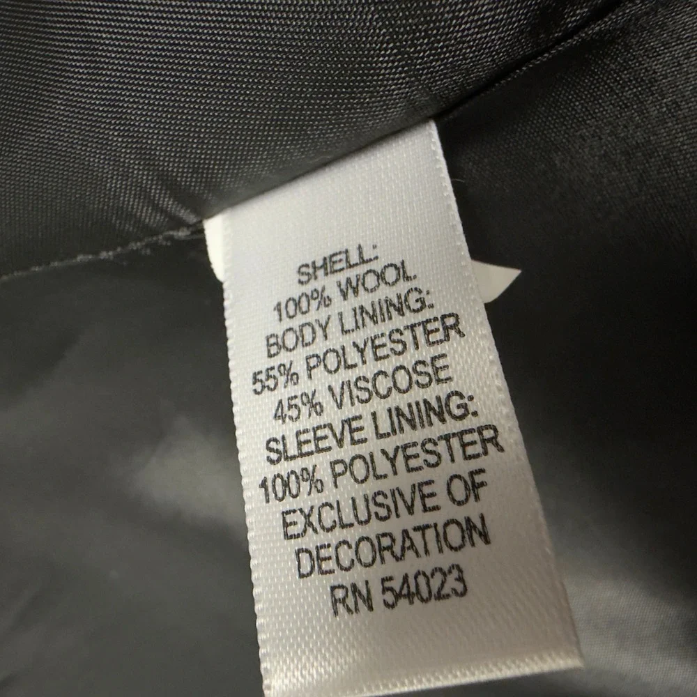 Banana Republic men adult